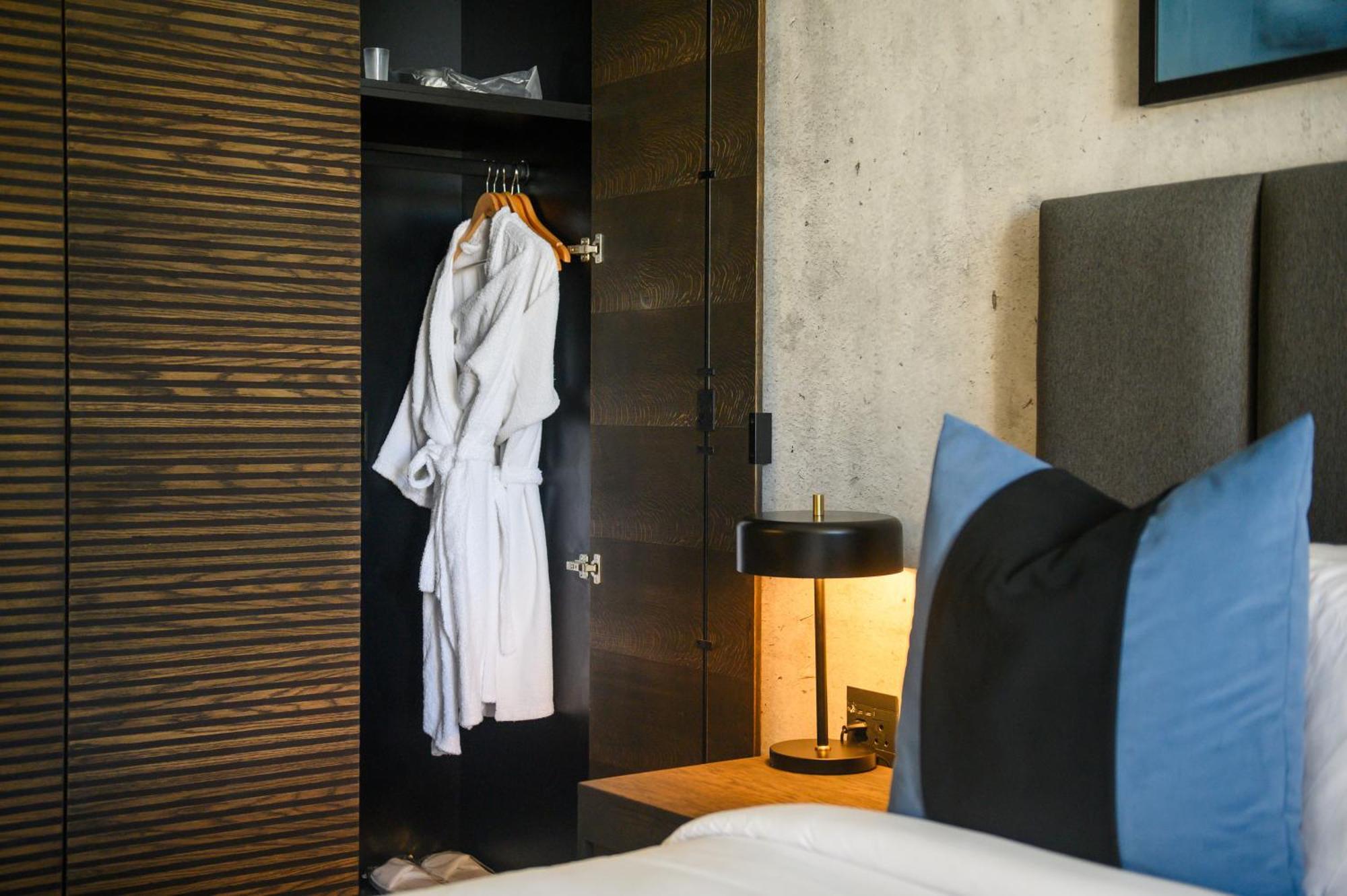 Hotel The Capital Pearls 4*